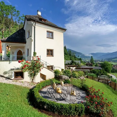 Myschloessl Penzion *